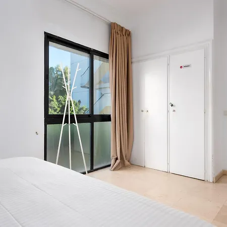 2 Bed Sea View In Skol * 마르베야