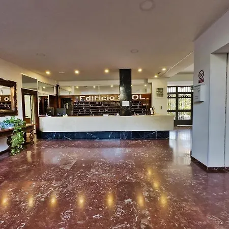 아파트 2 Bed Sea View In Skol 마르베야