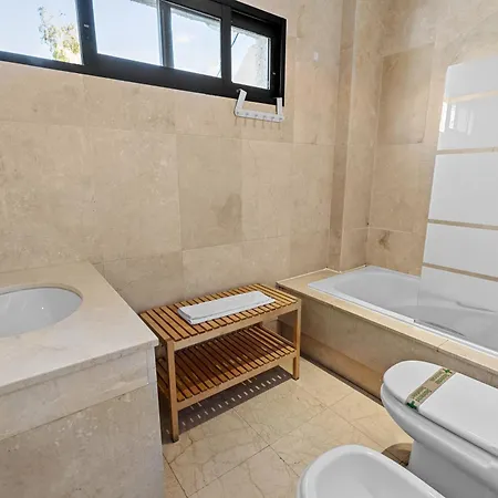 Apartment 2 Bed Sea View In Skol Marbella